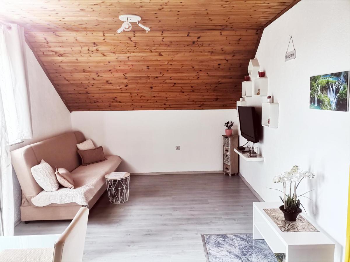 Apartment Dolores Смолянац Экстерьер фото